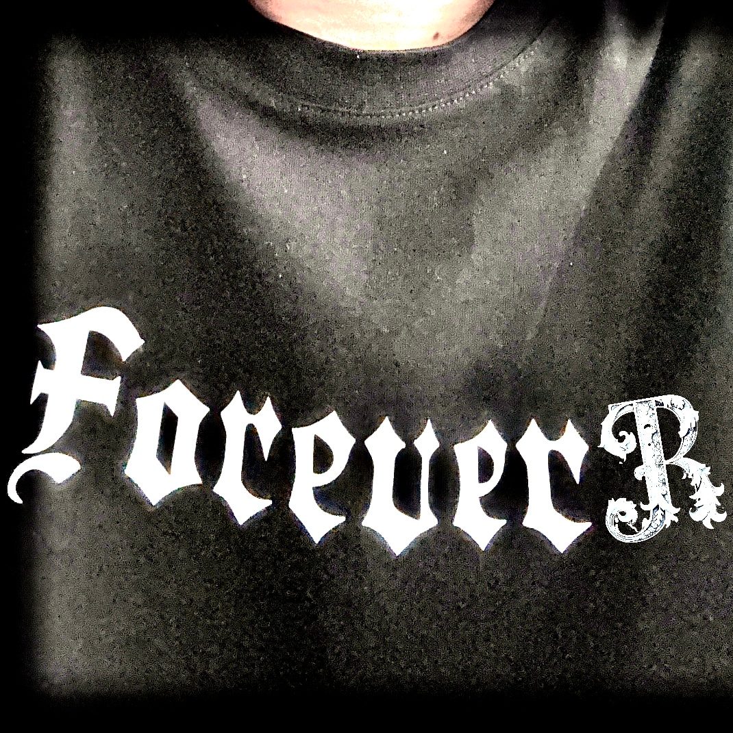 Слушать GRILLZ3X — FOREVERR на всех площадках