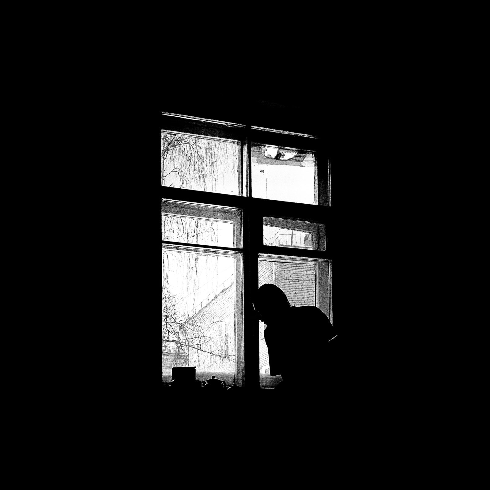 Слушать стр. Упущений — Неуютно на всех площадках