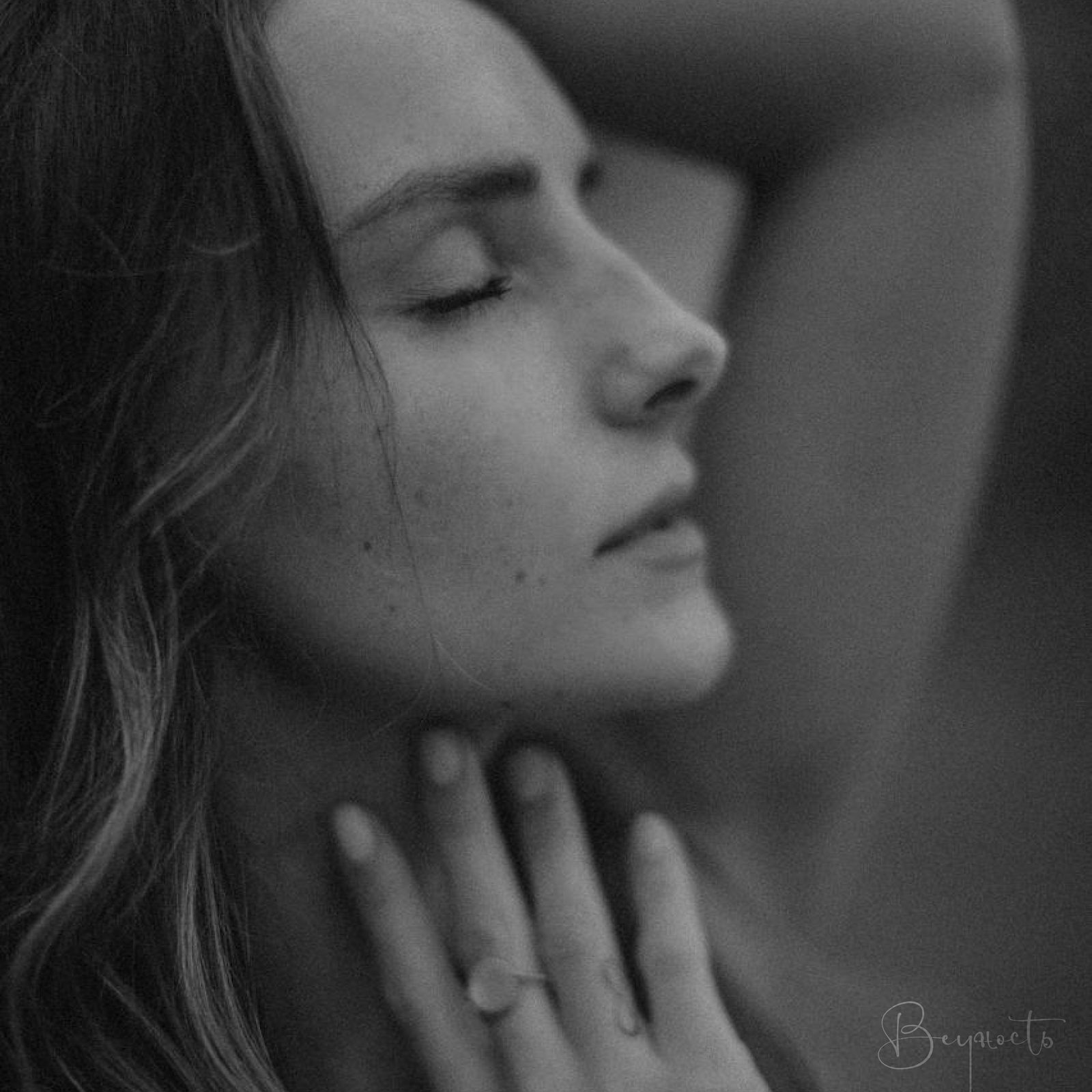 Слушать Olya — Вечность на всех площадках